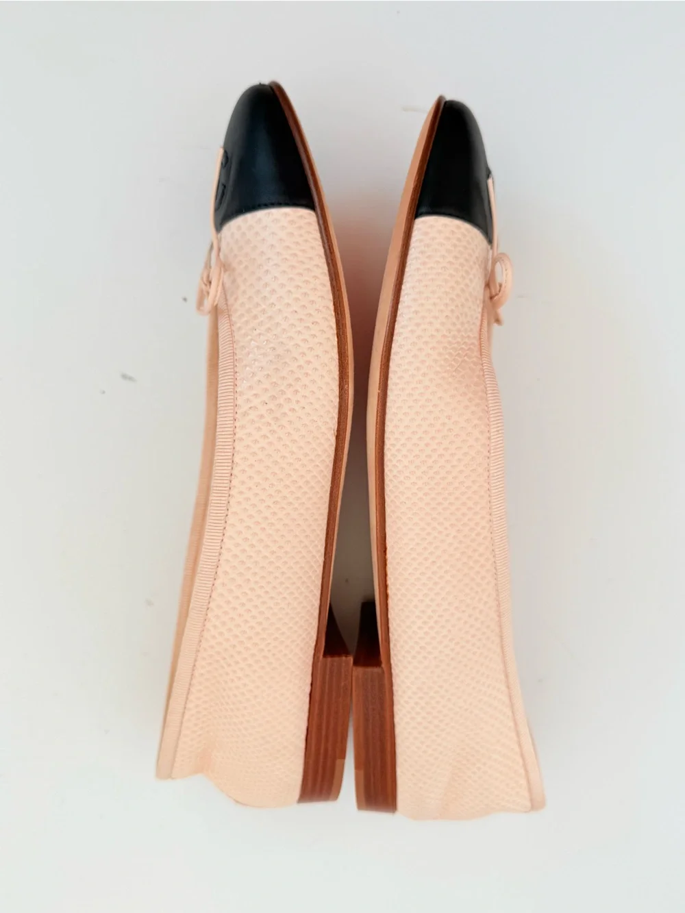 Chanel Lizard Embossed CC Cap Toe Ballet Flats Rose Pink Black Bow Size 40
